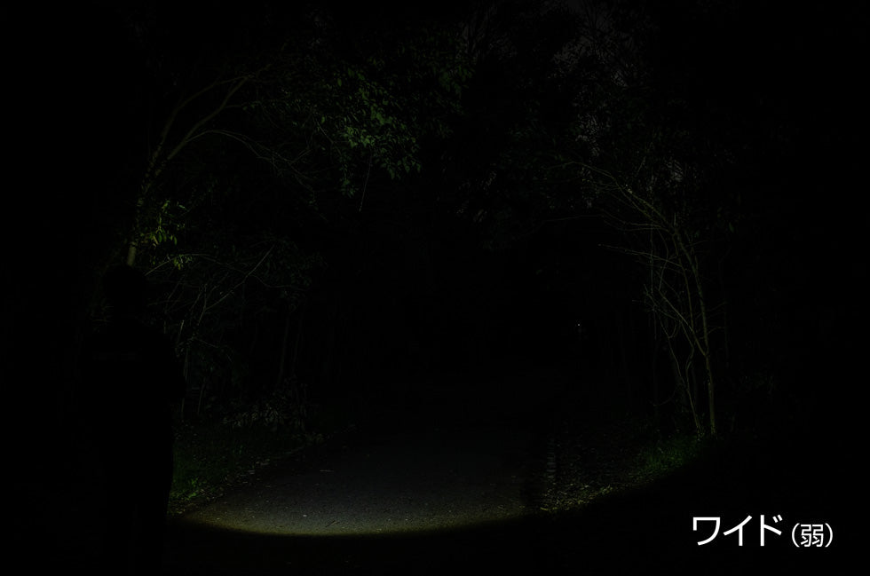 LEDフラッシュライトBARRELシリーズBAR_1000R 調光機能ワイド(弱)