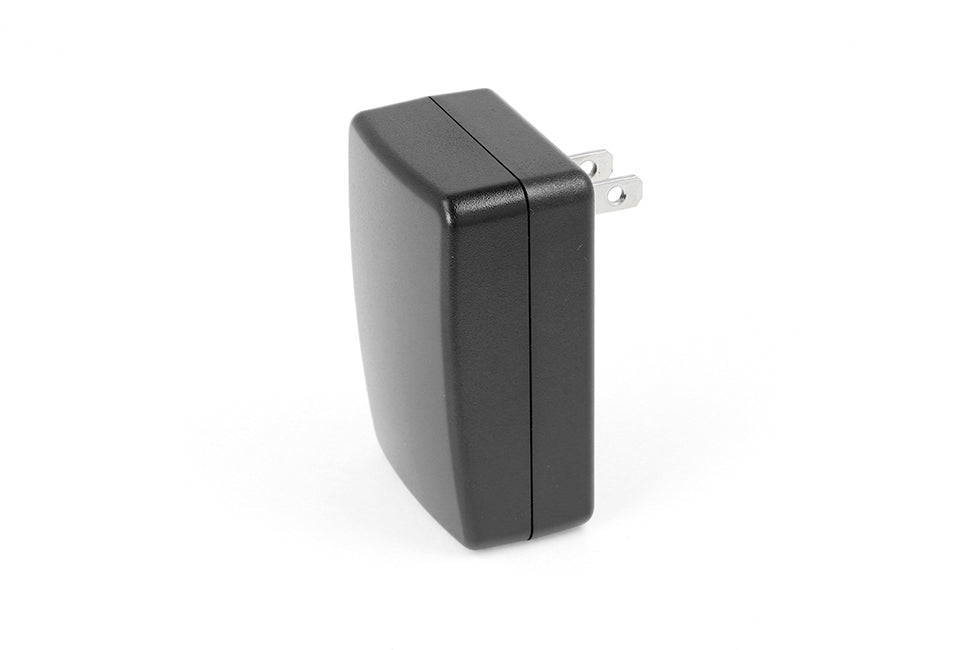 5V 2A 充電式製品用 USB ACアダプター AD-030FV1